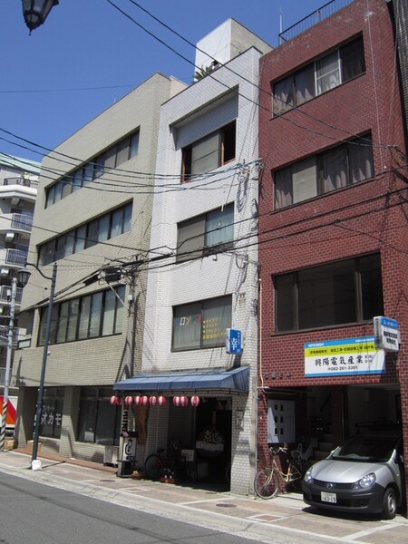 樋山ビル外観写真