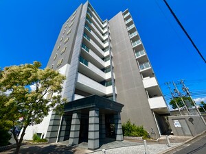 ヴィラージュ緑井外観写真