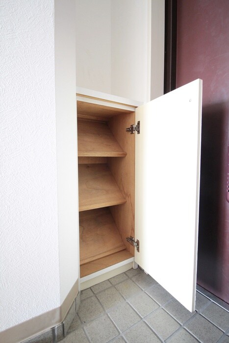 物件内観写真13　(靴箱)