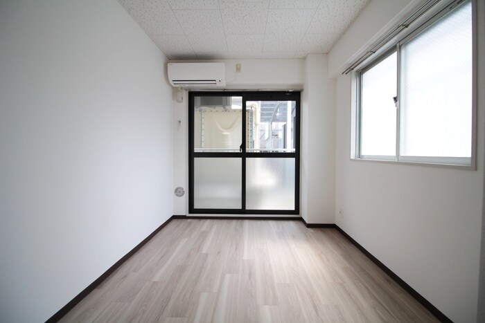 物件内観写真21　(居室)