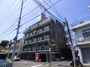 ロイヤル戸坂外観写真