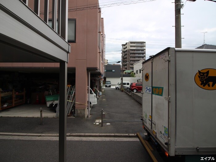 物件内観写真20　(室内からの展望)