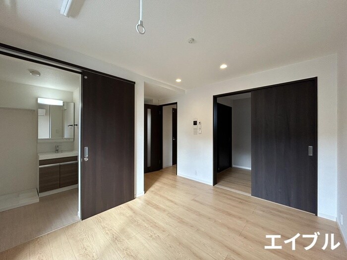 物件内観写真9　(居室)