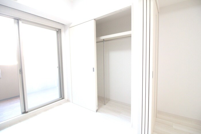 物件内観写真12　(収納)
