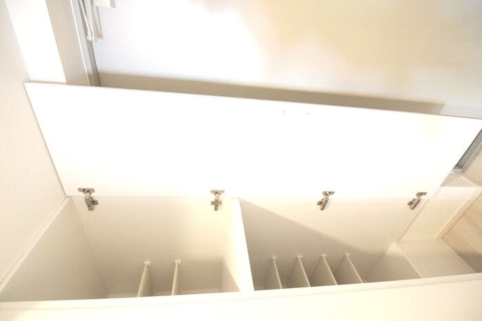 物件内観写真16　(靴箱)