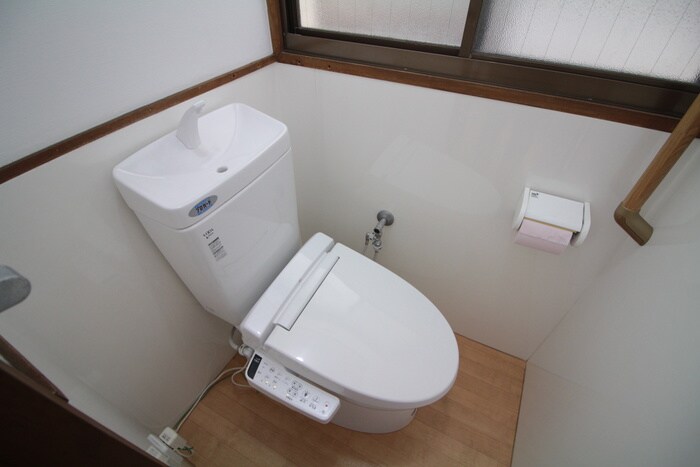 物件内観写真6　(トイレ)