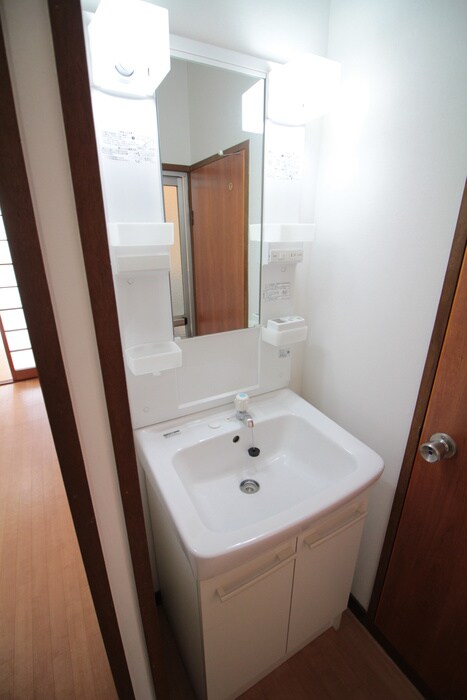 物件内観写真7　(洗面)