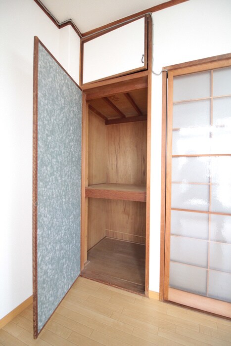 物件内観写真9　(収納)