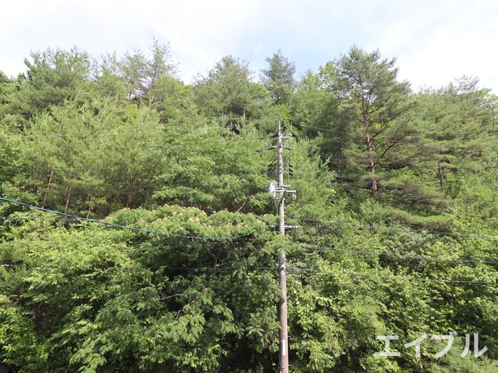 物件内観写真22　(室内からの展望)