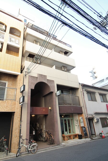 コスモスビル外観写真