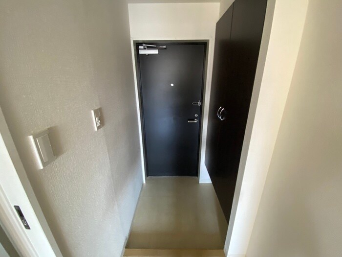 物件内観写真14　(玄関)