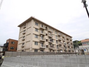 鵜崎マンション（４０２）外観写真