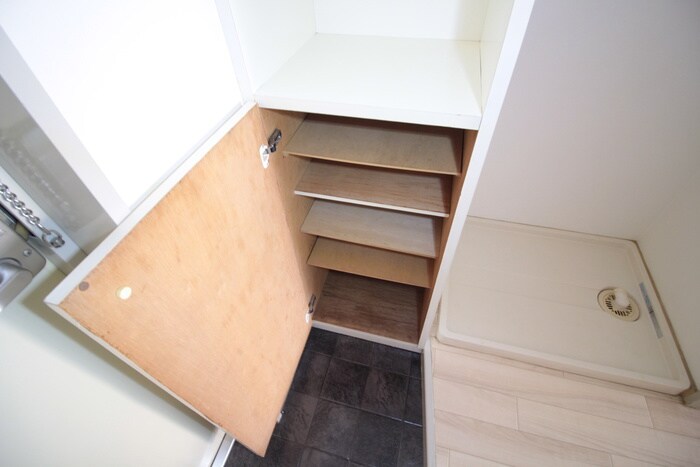 物件内観写真13　(靴箱)