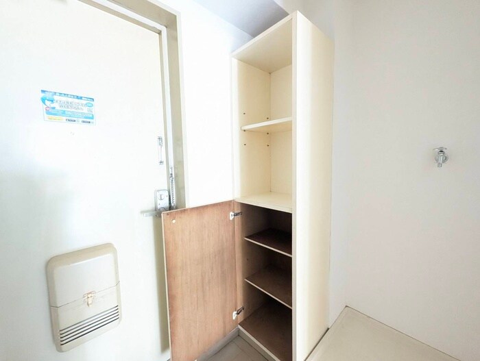 物件内観写真13　(靴箱)