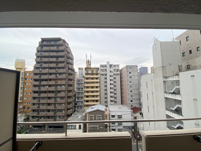 物件内観写真13　(室内からの展望)