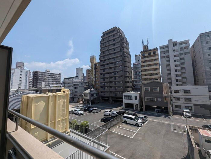 物件内観写真15　(室内からの展望)