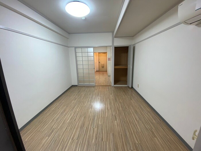 物件内観写真17　(居室)