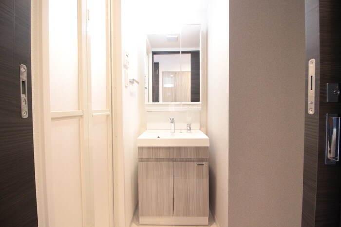 物件内観写真11　(洗面)