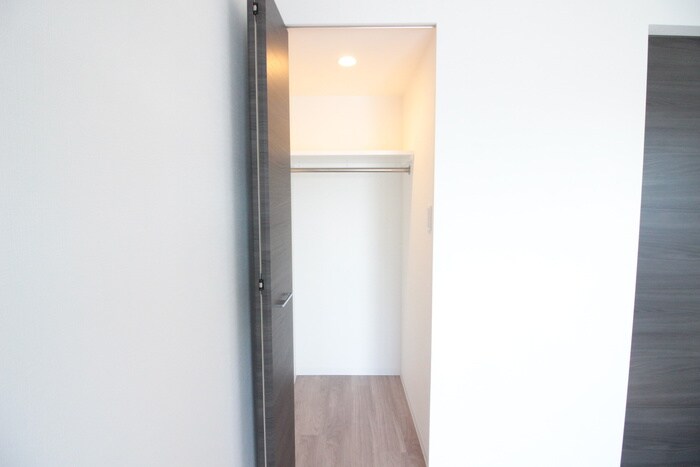 物件内観写真12　(収納)