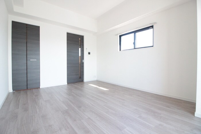 物件内観写真18　(居室)