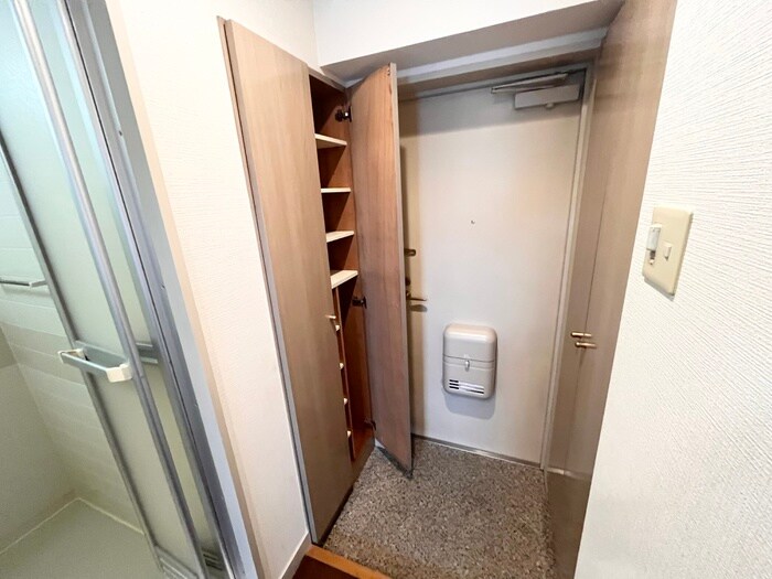 物件内観写真14　(靴箱)