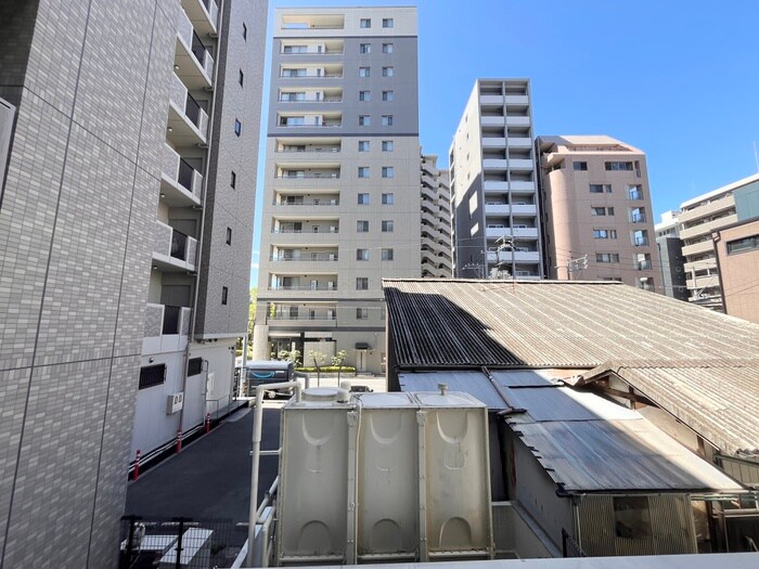 物件内観写真15　(室内からの展望)