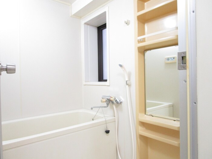 物件内観写真9　(バス／シャワールーム等)
