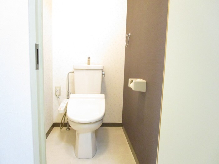 物件内観写真11　(トイレ)