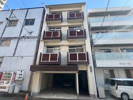 高橋ビル外観写真