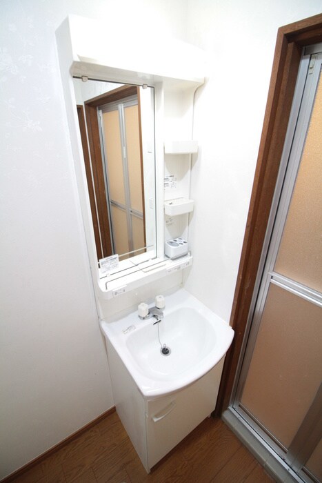 物件内観写真11　(洗面)