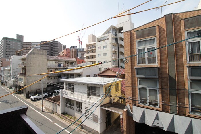 物件内観写真15　(室内からの展望)