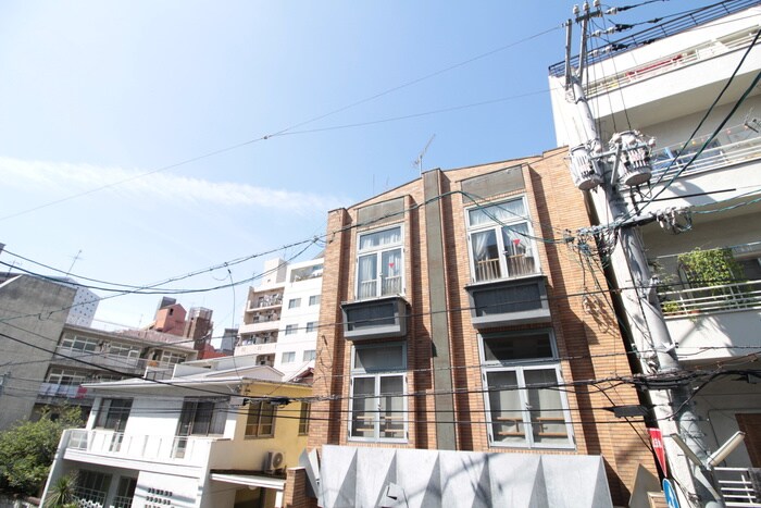 物件内観写真16　(室内からの展望)