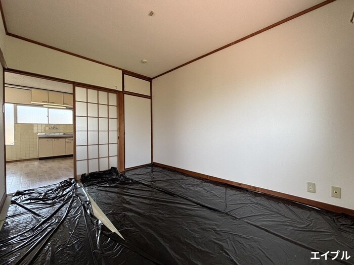 物件内観写真8　(居室)