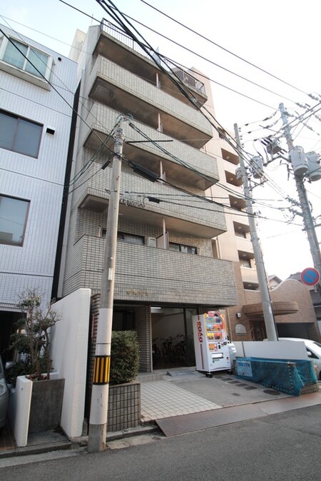 中央ビル外観写真