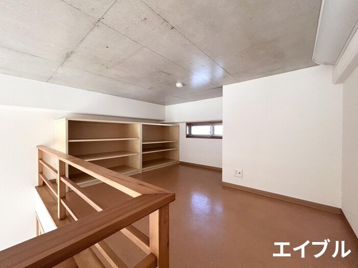 物件内観写真9　(ロフト)