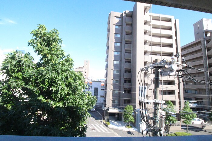 物件内観写真15　(室内からの展望)