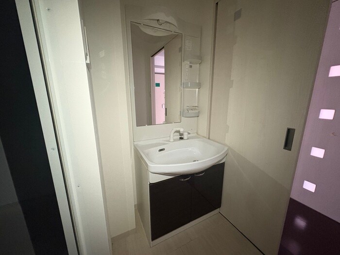 物件内観写真10　(洗面)