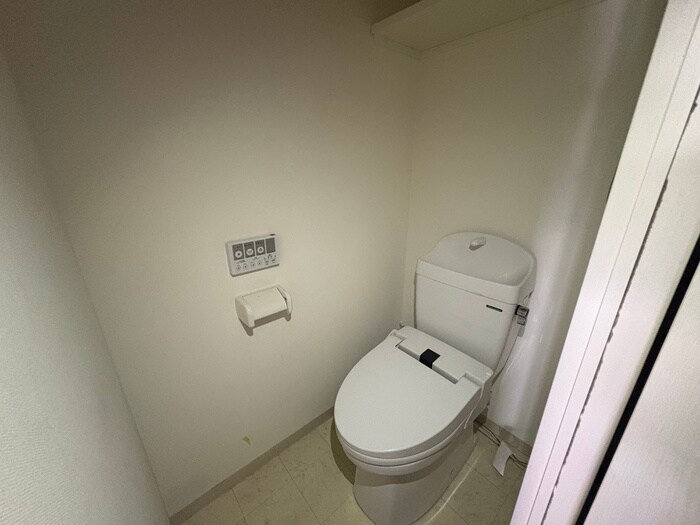 物件内観写真11　(トイレ)