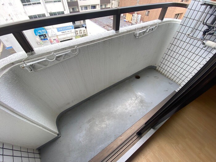 物件内観写真9　(ベランダ・バルコニー)