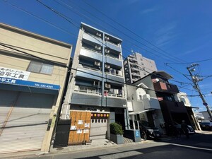 ビッグアップルビル外観写真