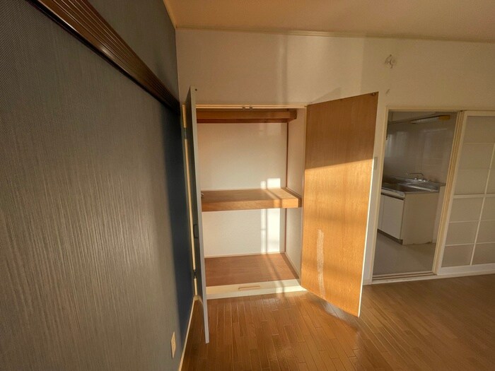物件内観写真10　(収納)