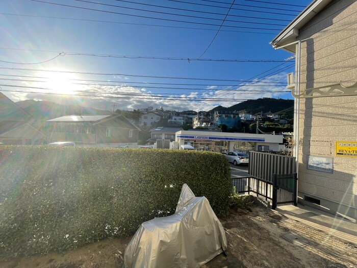 物件内観写真12　(室内からの展望)