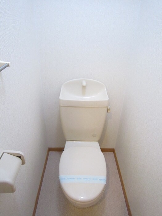 物件内観写真12　(トイレ)