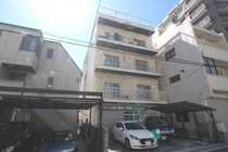 岩田ビルの外観写真