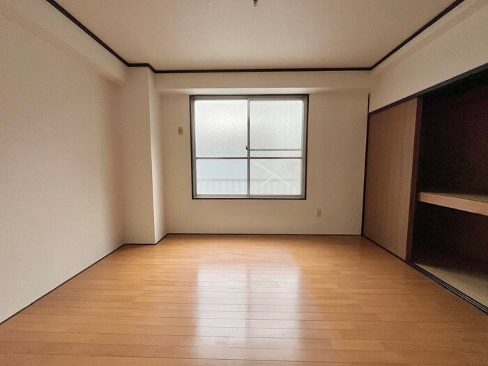 物件内観写真13　(居室)