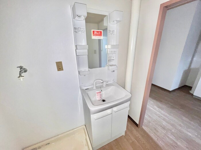 物件内観写真10　(洗面)