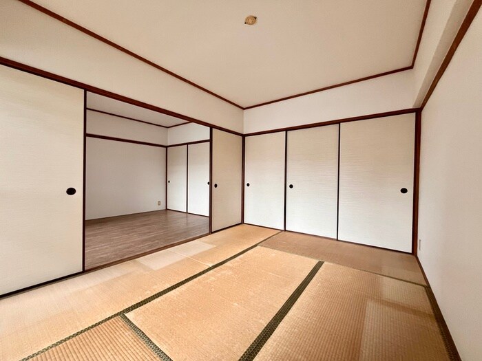 物件内観写真12　(居室)