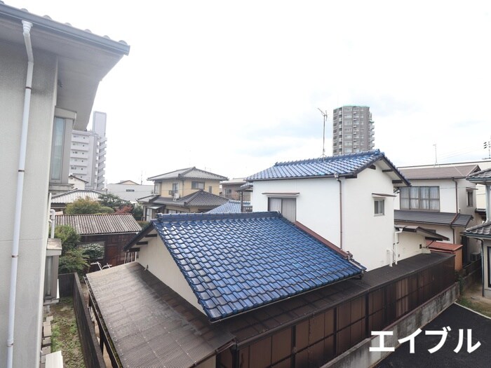 物件内観写真22　(室内からの展望)