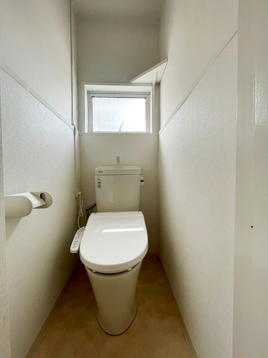 物件内観写真8　(トイレ)