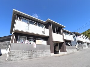 セントラル江田島B棟外観写真